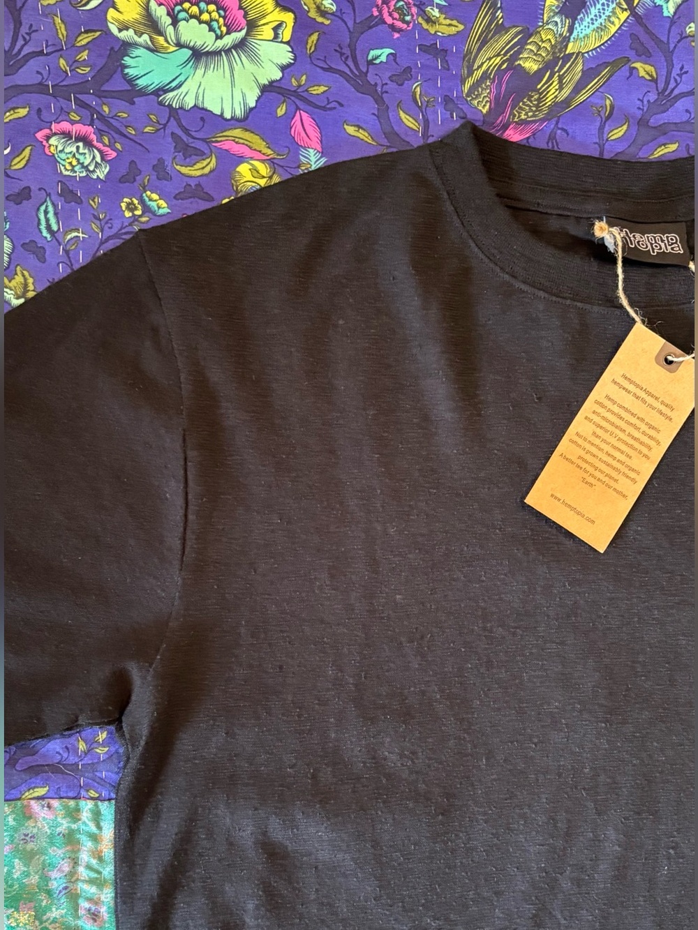 Hemptopia T shirt M